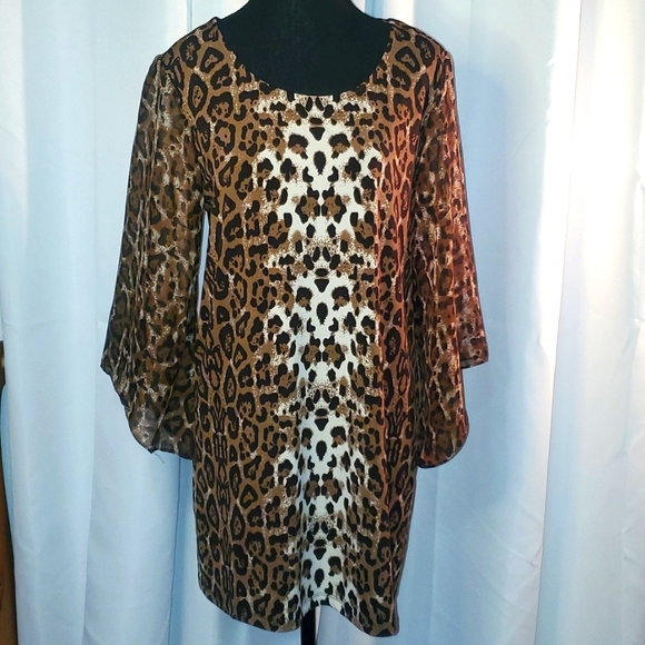 cleo Dresses & Skirts - Cleo leopard print dress 😍